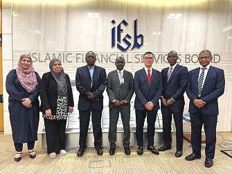 IFSB Deputy Secretary General, Mr. Abdullah bin Haron (with a red tie) welcomed CIFCA delegate to IFSB, led by Mr Salum Shaban Lupande, Secretary General of the Centre for Islamic Finance Compliance and Advice (CIFCA), and accompanied by Mr Makame Haji Mohamed (middle of the left photo), Minister Counsellor at the High Commission of the United Republic of Tanzania in Kuala Lumpur